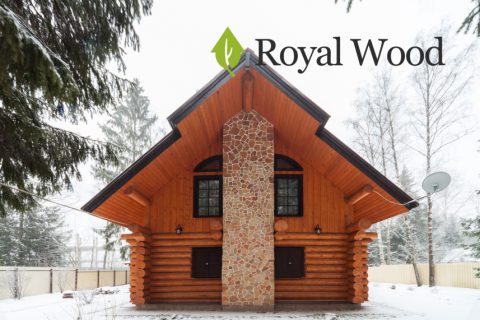 Дом из бревна ручной рубки площадью 160 м². Канадская рубка